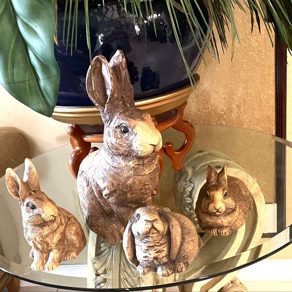 Mama Bunny Decoration. - Picture 4 of 6